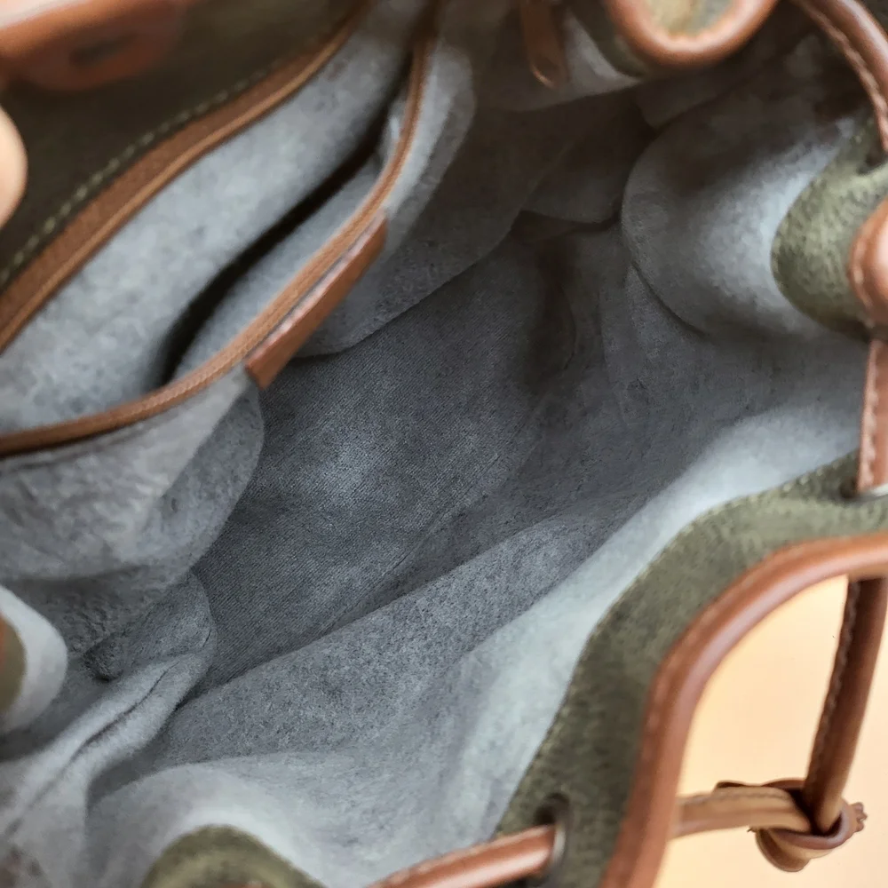 Burberrys leather vintage England check crossbody shoulder bag..authentic ! - Picture 14 of 16